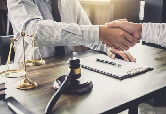 Tips Before Contacting Defence Lawyer